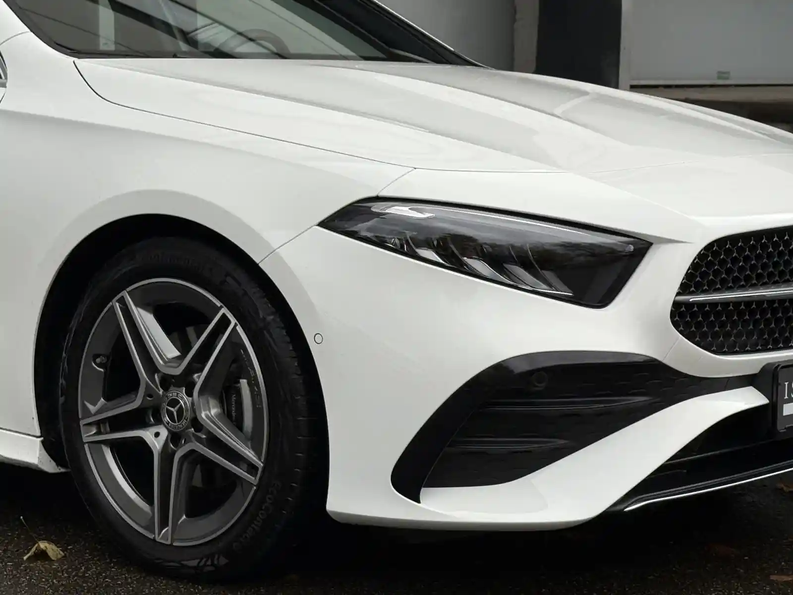 Mercedes-Benz A 180
