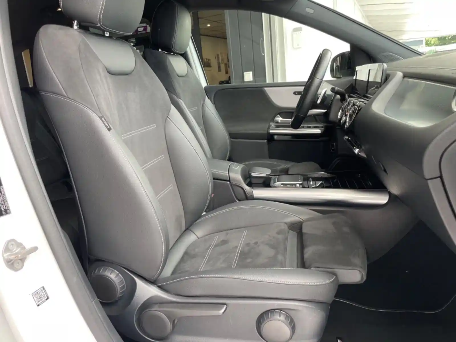 Mercedes-Benz B 250