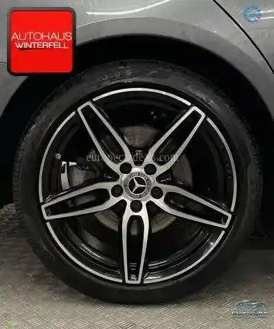 Mercedes-Benz E 400