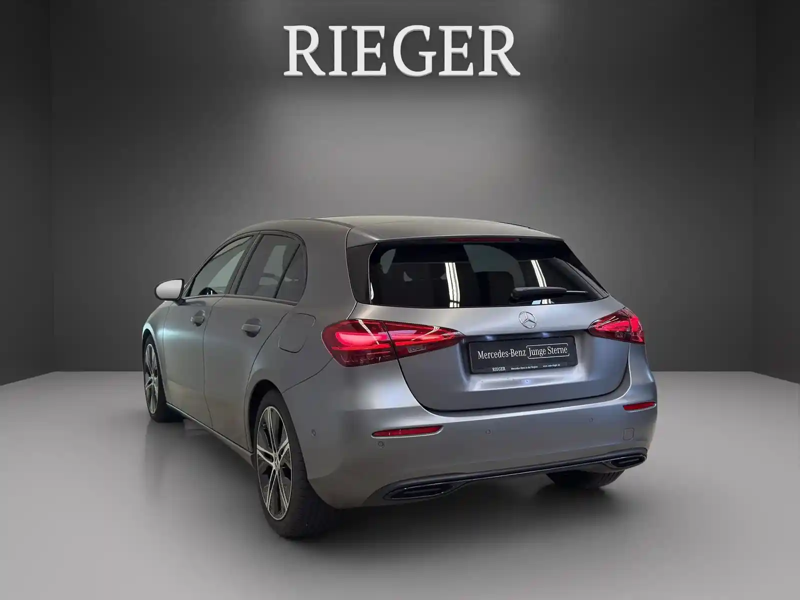 Mercedes-Benz A 200