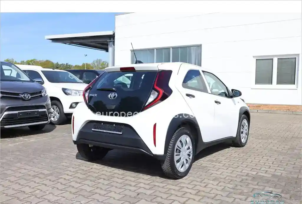 Toyota Aygo (X)