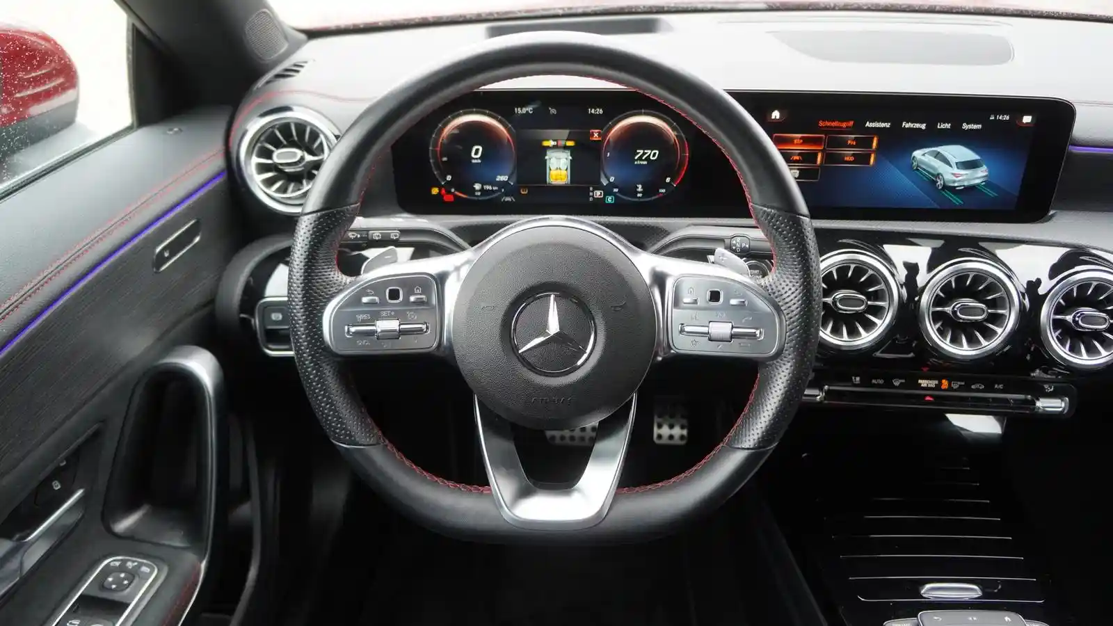 Mercedes-Benz CLA 200