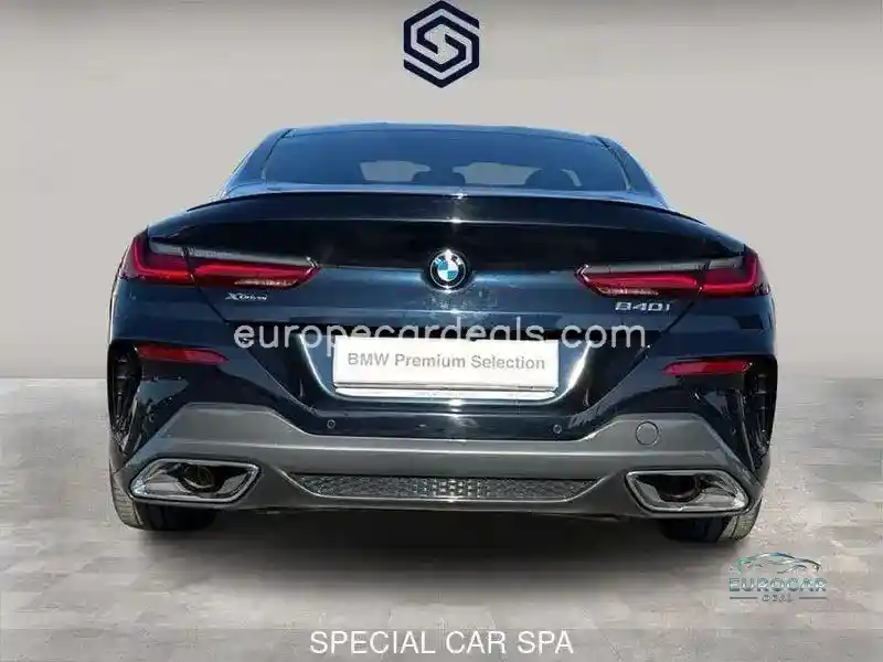 BMW 840