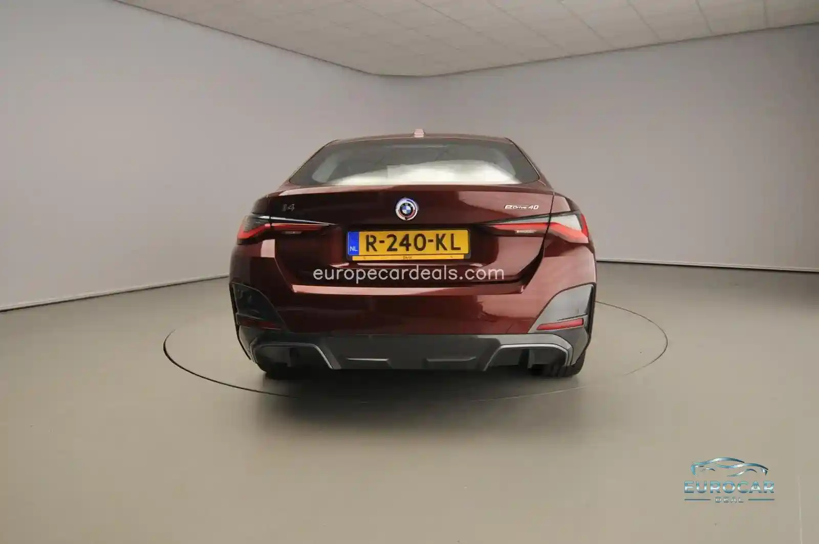 BMW i4