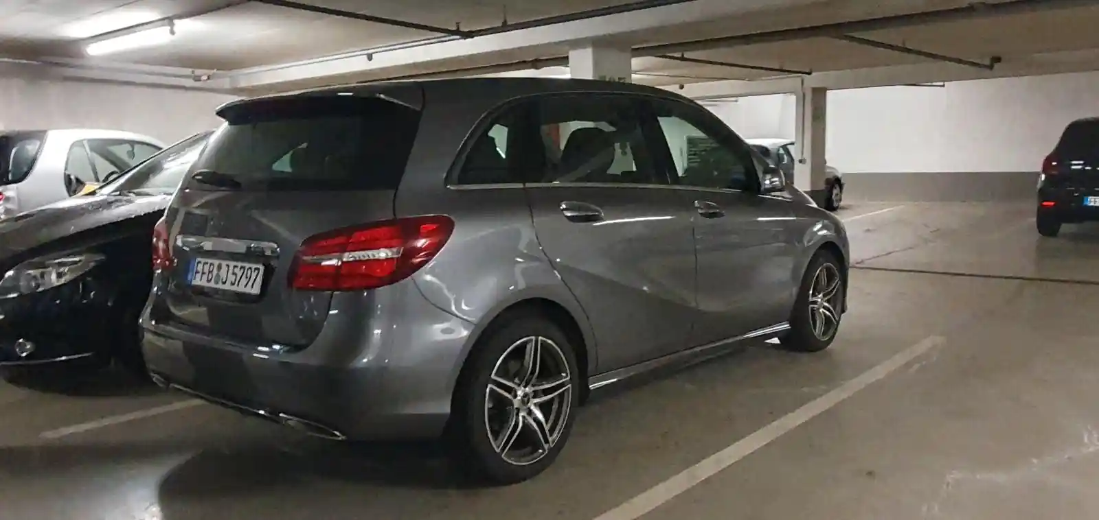 Mercedes-Benz B 200