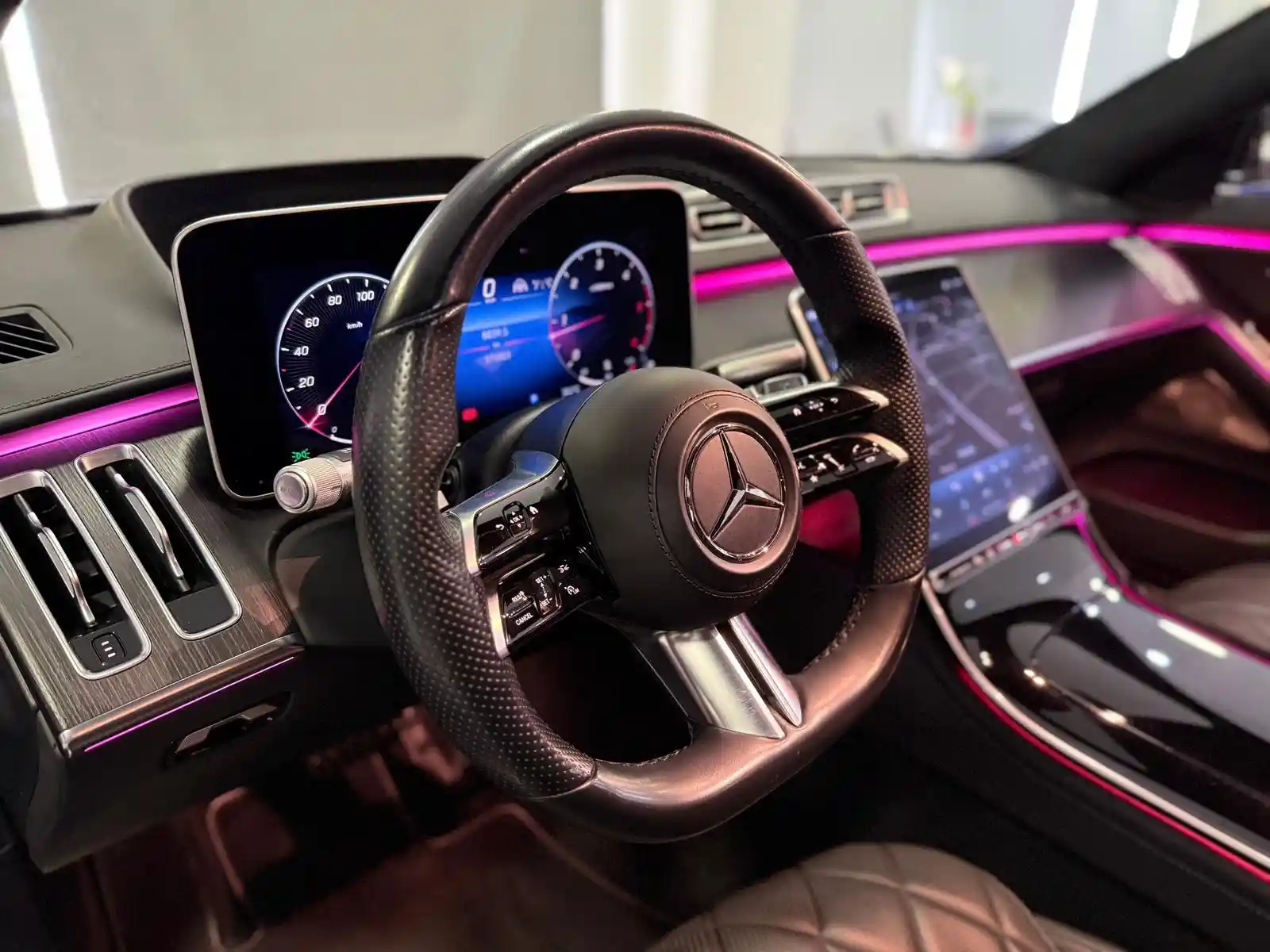 Mercedes-Benz S 400