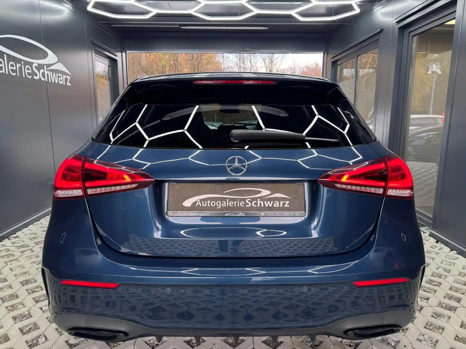 Mercedes-Benz A 180
