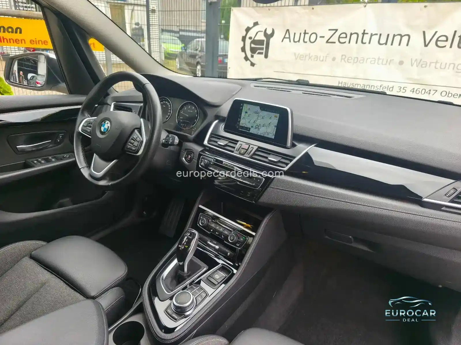 BMW 218