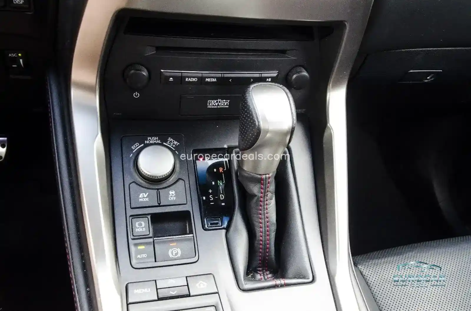 Lexus NX 300
