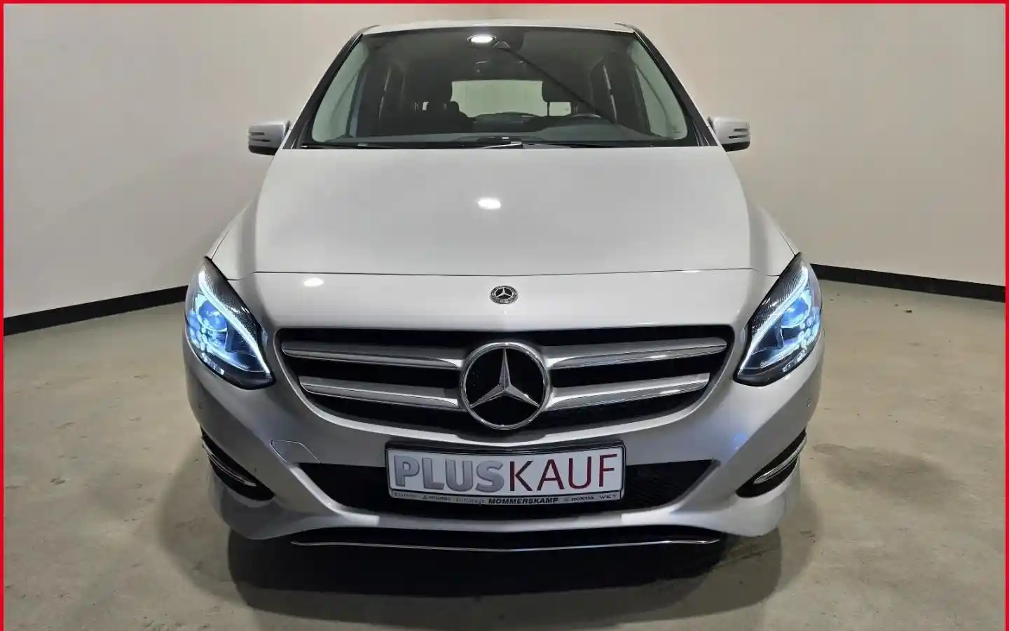 Mercedes-Benz B 180