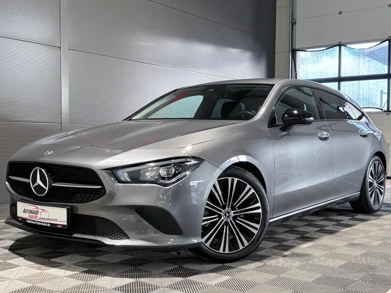 Mercedes-Benz CLA 200 Shooting Brake