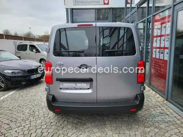 Toyota Proace (Verso)