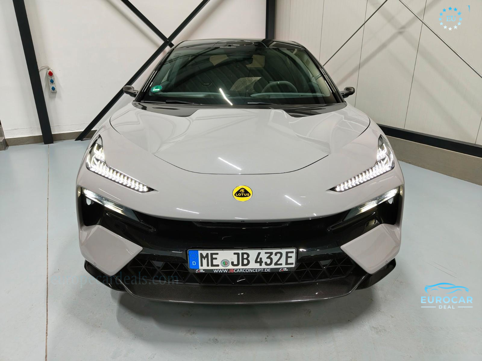 Lotus Eletre