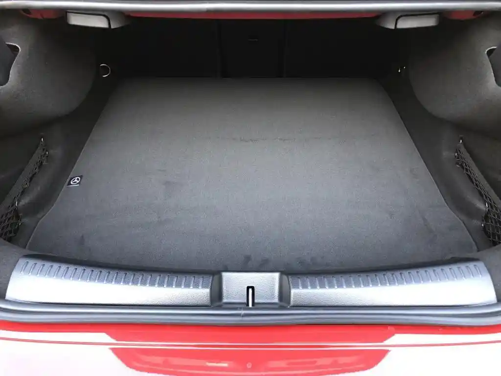 Mercedes-Benz CLA 220