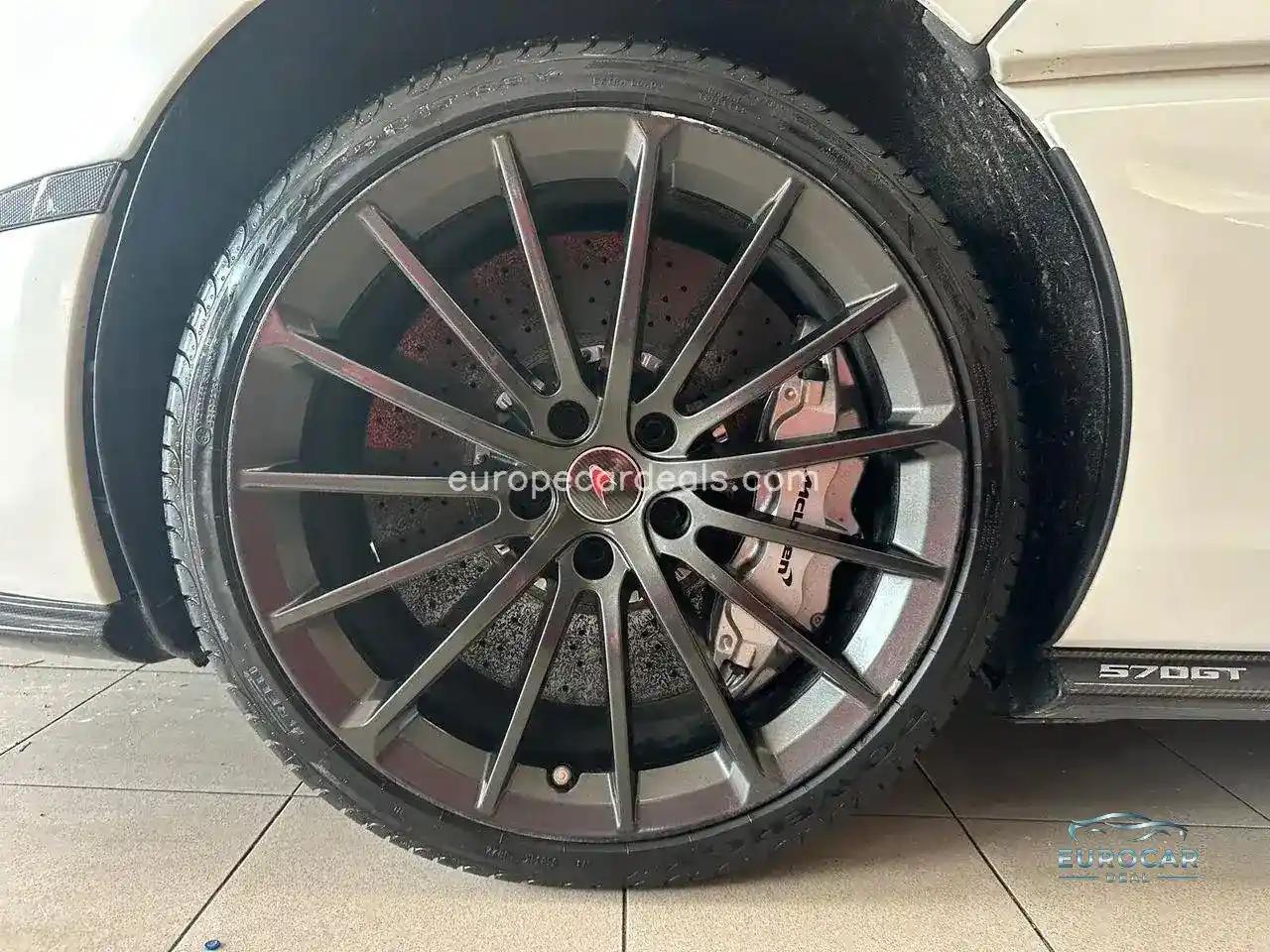 McLaren 570GT