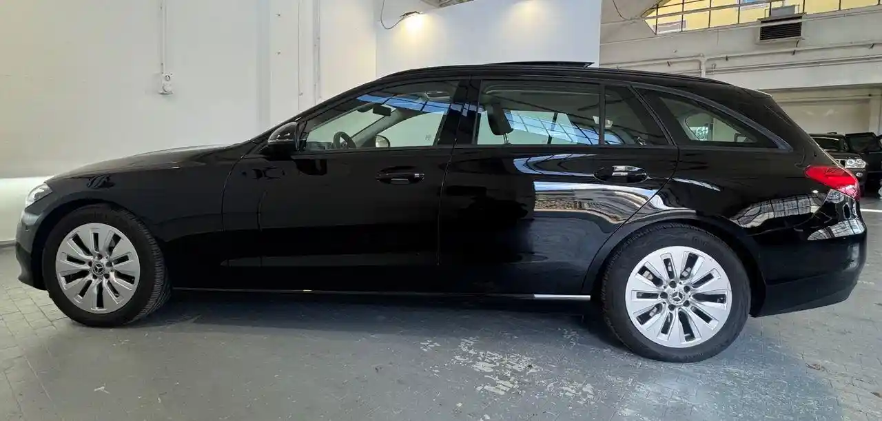 Mercedes-Benz C 220