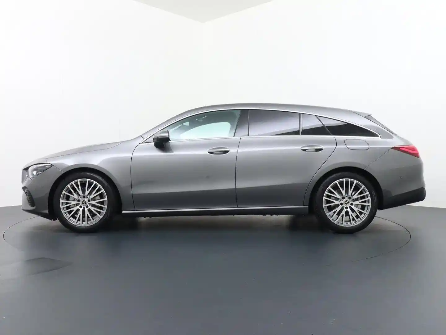 Mercedes-Benz CLA 180 Shooting Brake