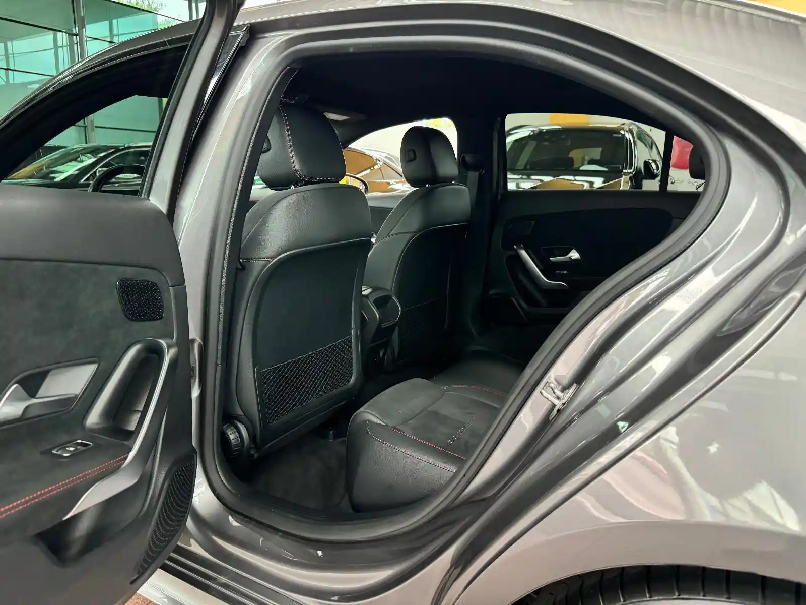 Mercedes-Benz A 250