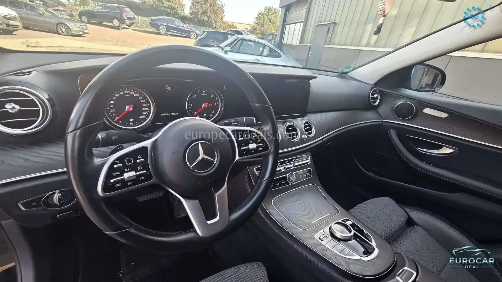 Mercedes-Benz E 220
