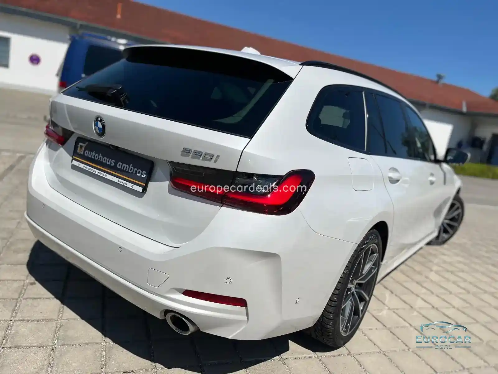 BMW 320