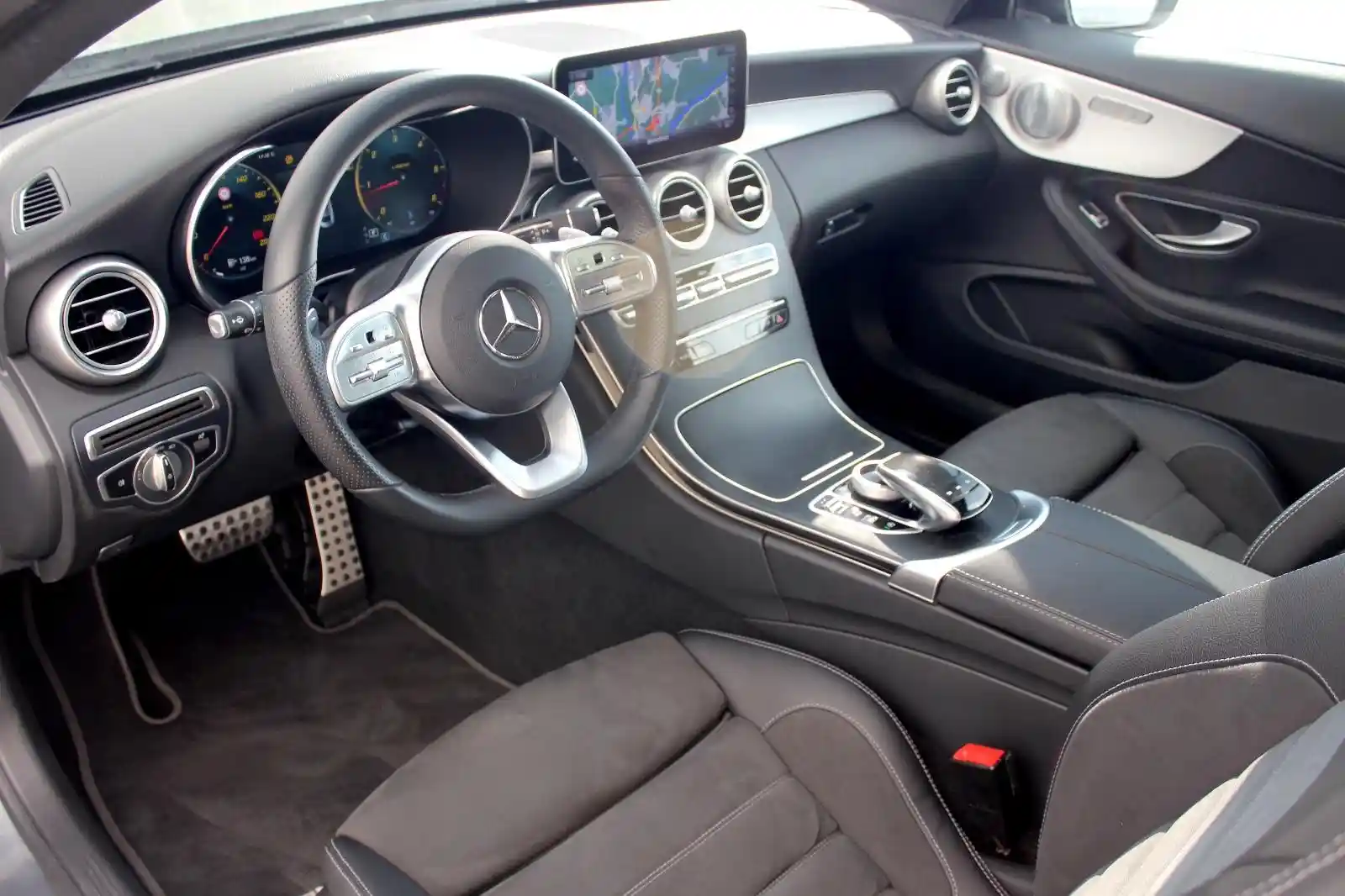 Mercedes-Benz C 200
