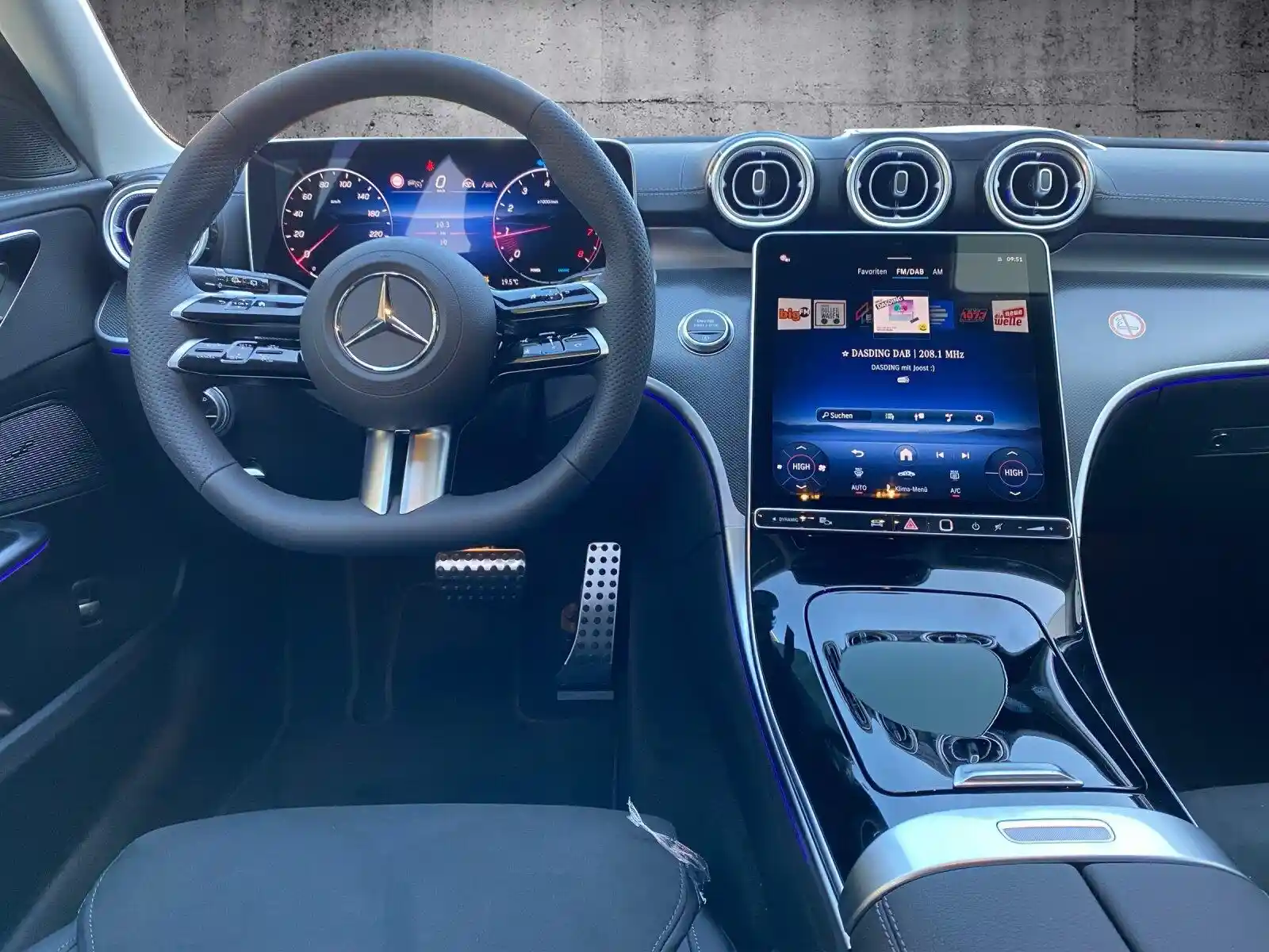 Mercedes-Benz C 200
