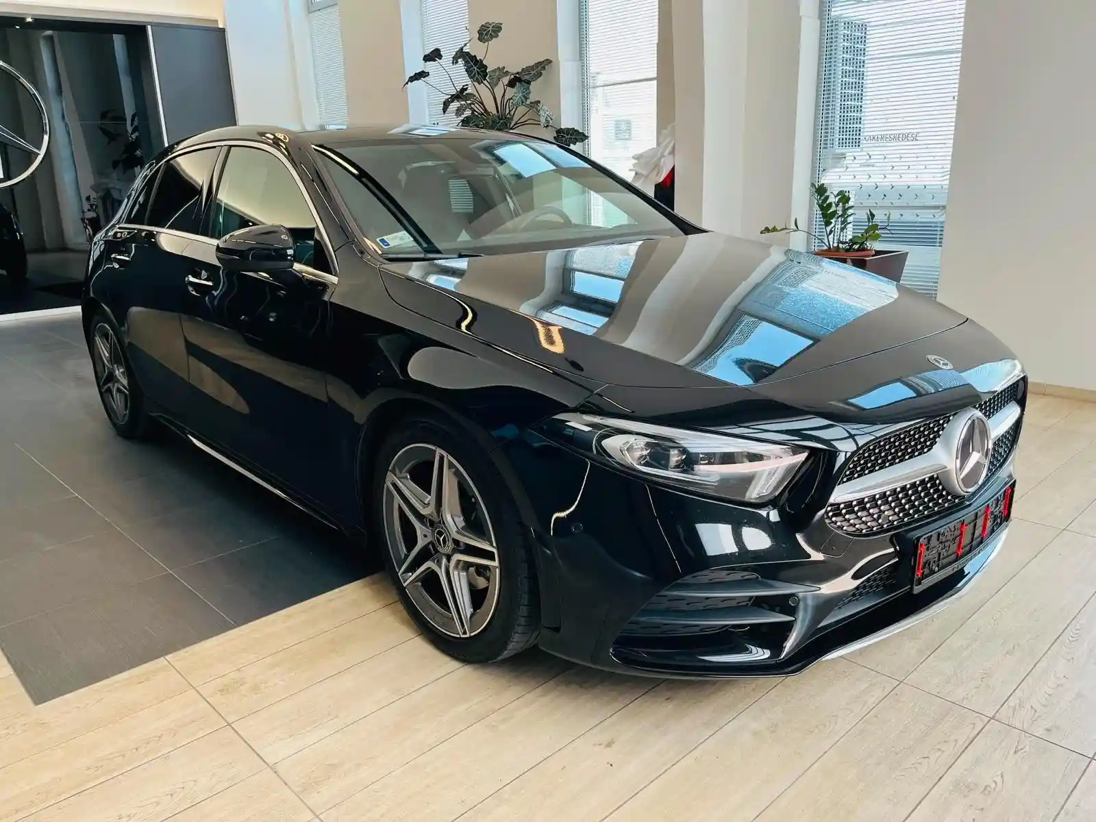 Mercedes-Benz A 200