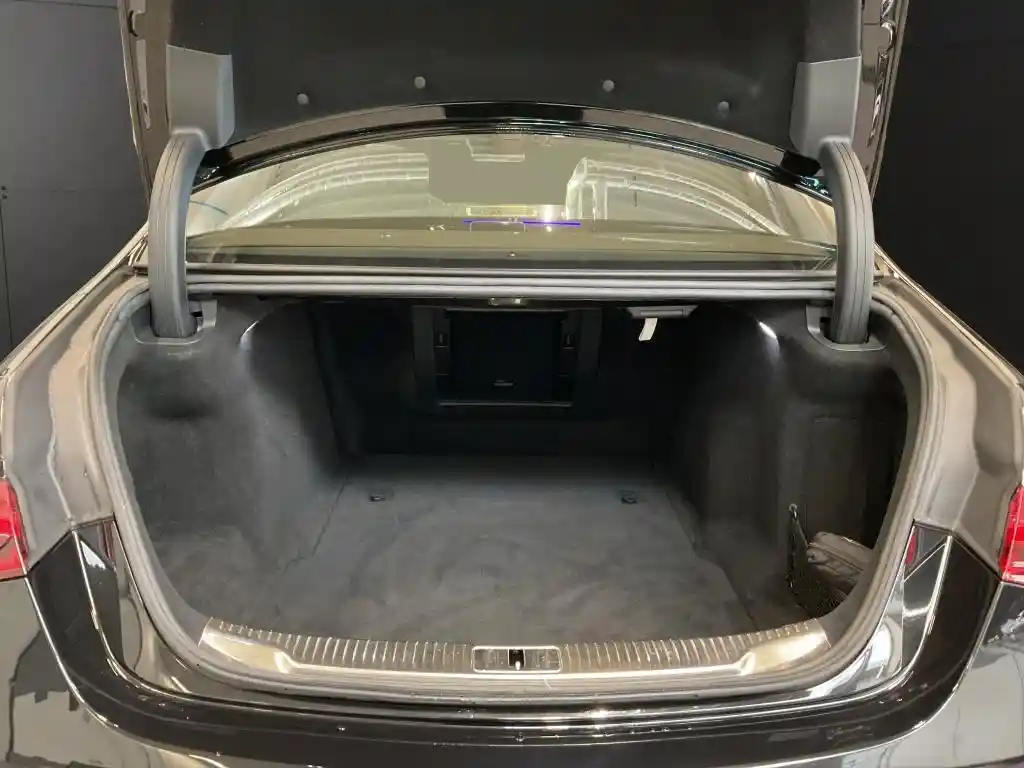 Mercedes-Benz S 400