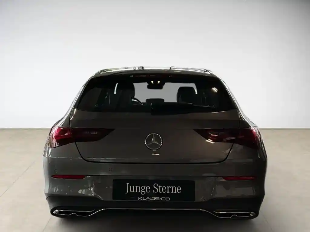 Mercedes-Benz CLA 180 Shooting Brake