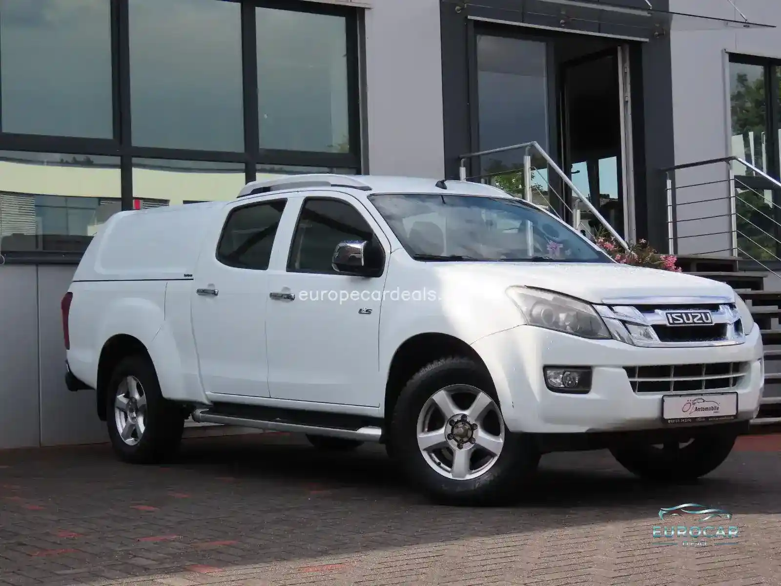 2.5 Double Cab 4WD LSX
