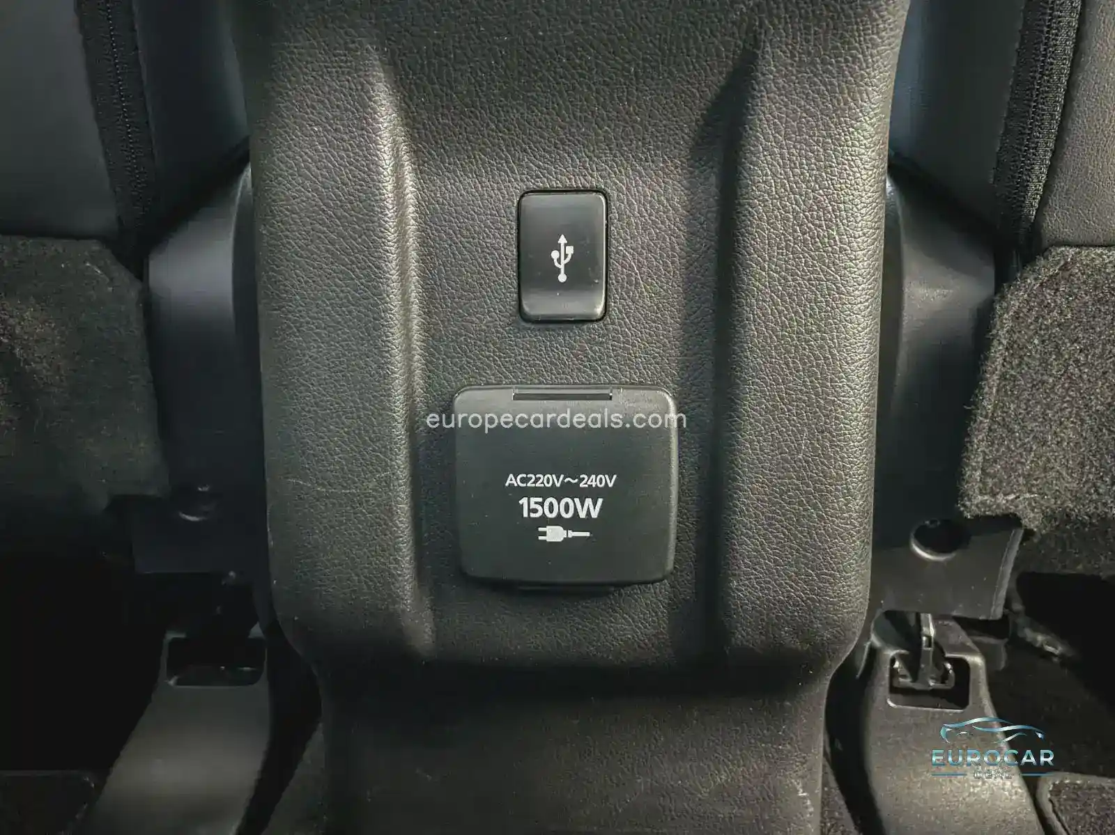 Mitsubishi Plug-in Hybrid Outlander