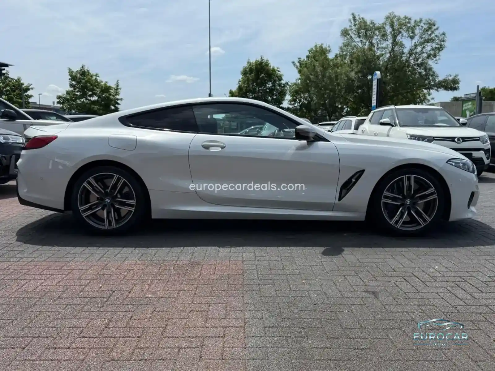 BMW M850