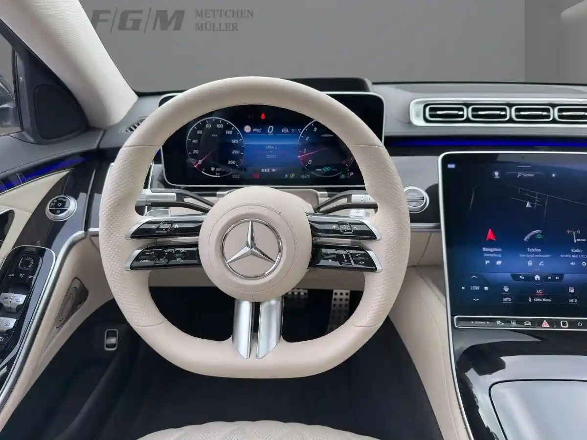 Mercedes-Benz S 500
