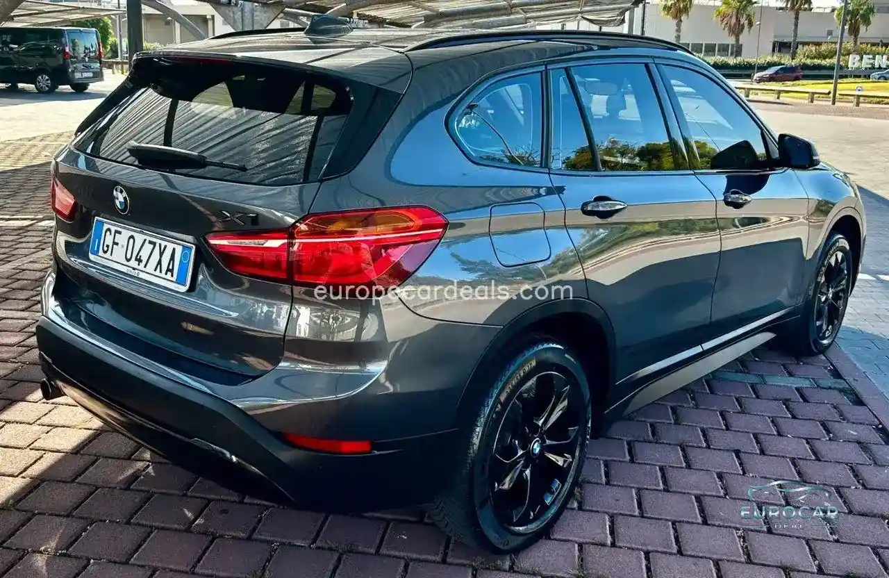 BMW X1