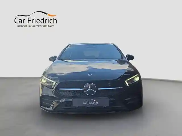 Mercedes-Benz A 220