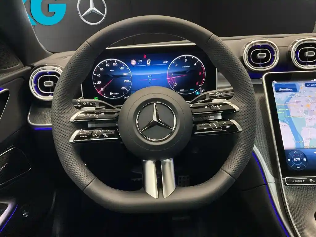 Mercedes-Benz C 220