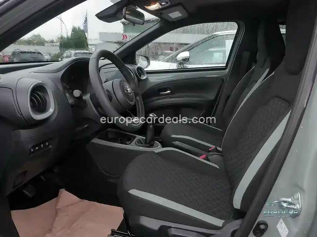 Toyota Aygo (X)