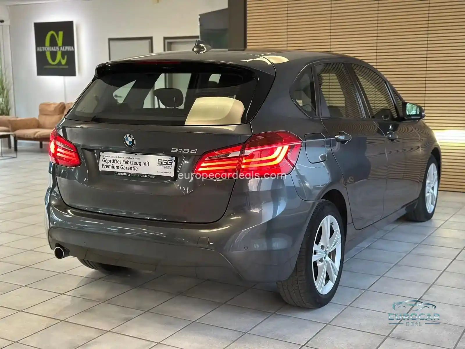 BMW 218