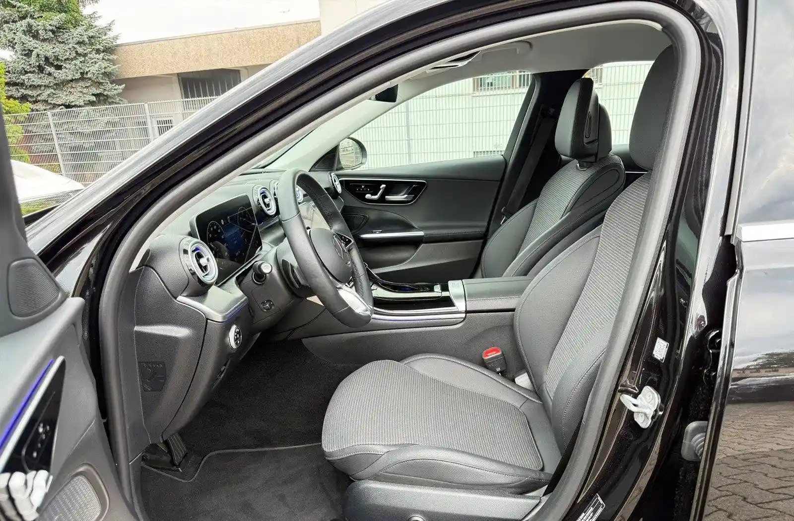 Mercedes-Benz C 200