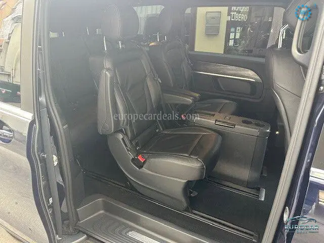 Mercedes-Benz V 250