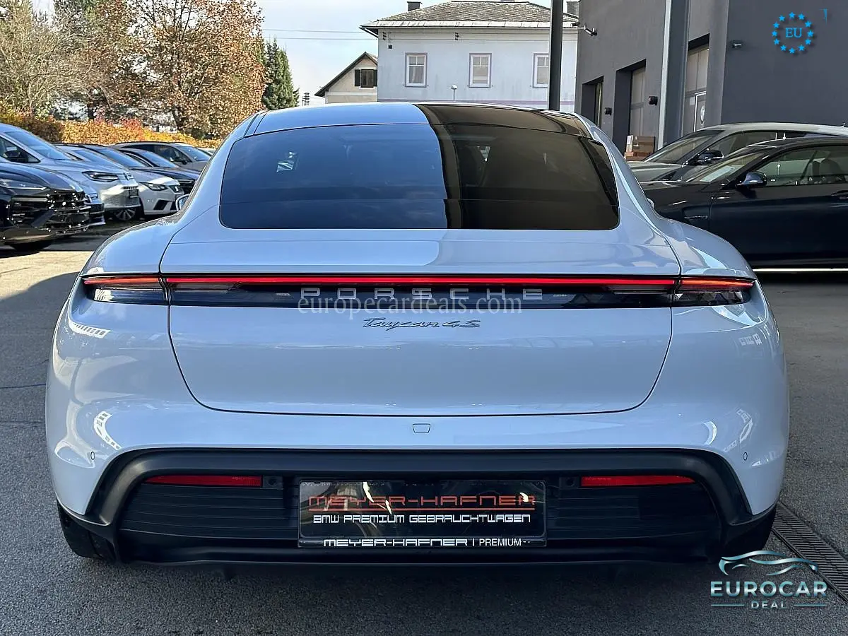 Porsche Taycan