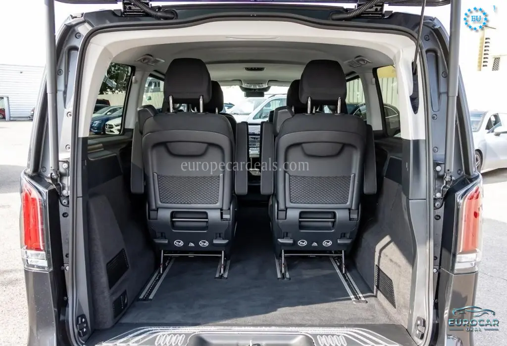 Mercedes-Benz V 220