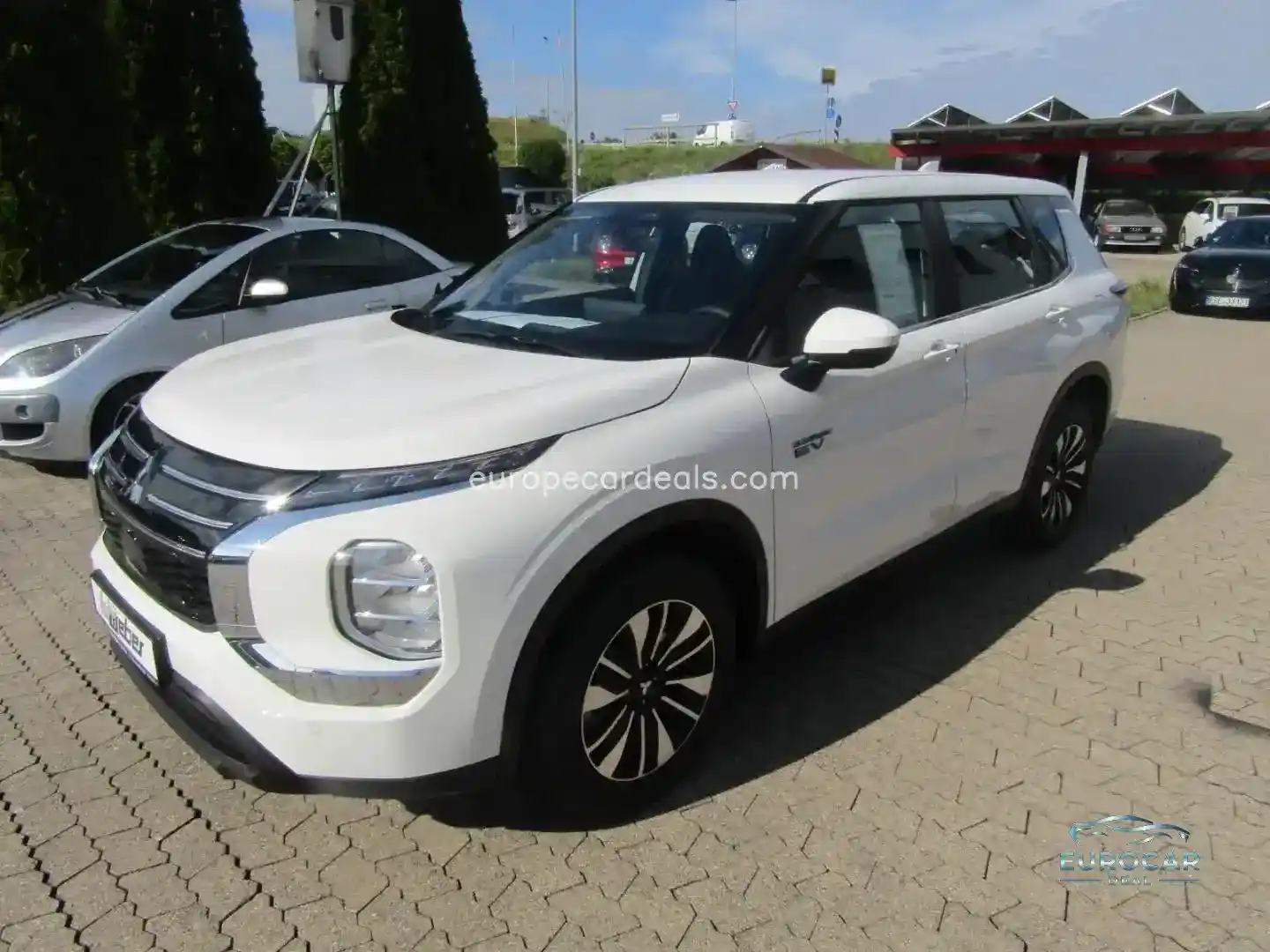 Mitsubishi Plug-in Hybrid Outlander