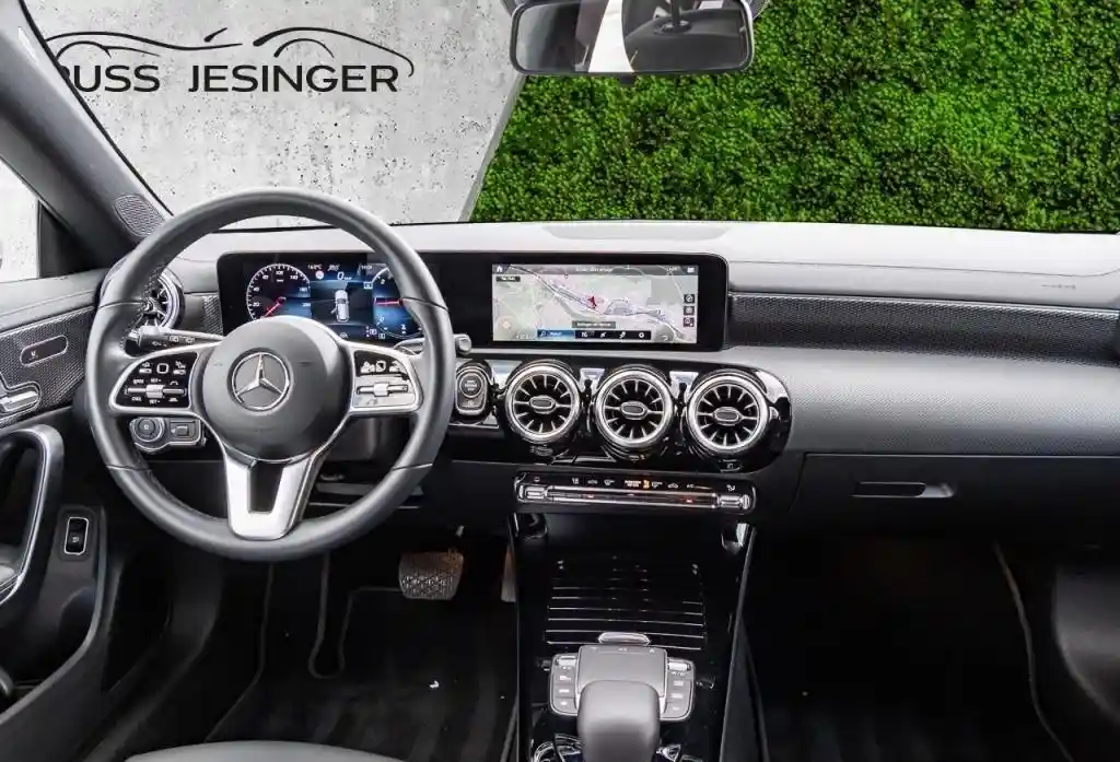 Mercedes-Benz CLA 220 Shooting Brake