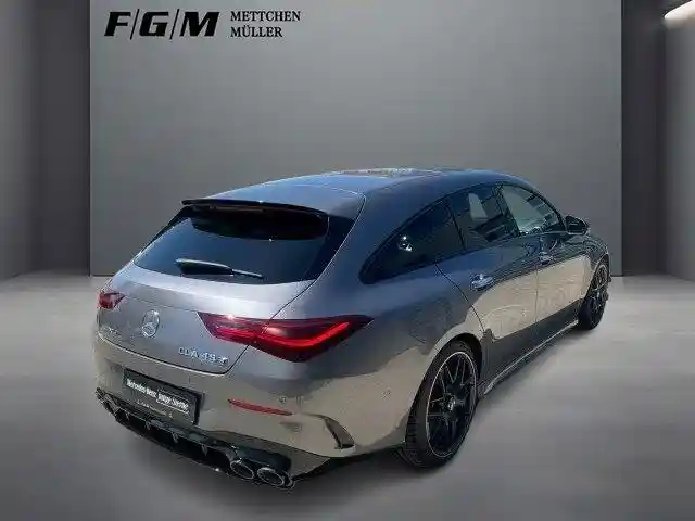 Mercedes-Benz CLA 45 AMG Shooting Brake