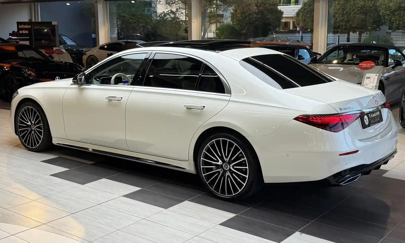 Mercedes-Benz S 400