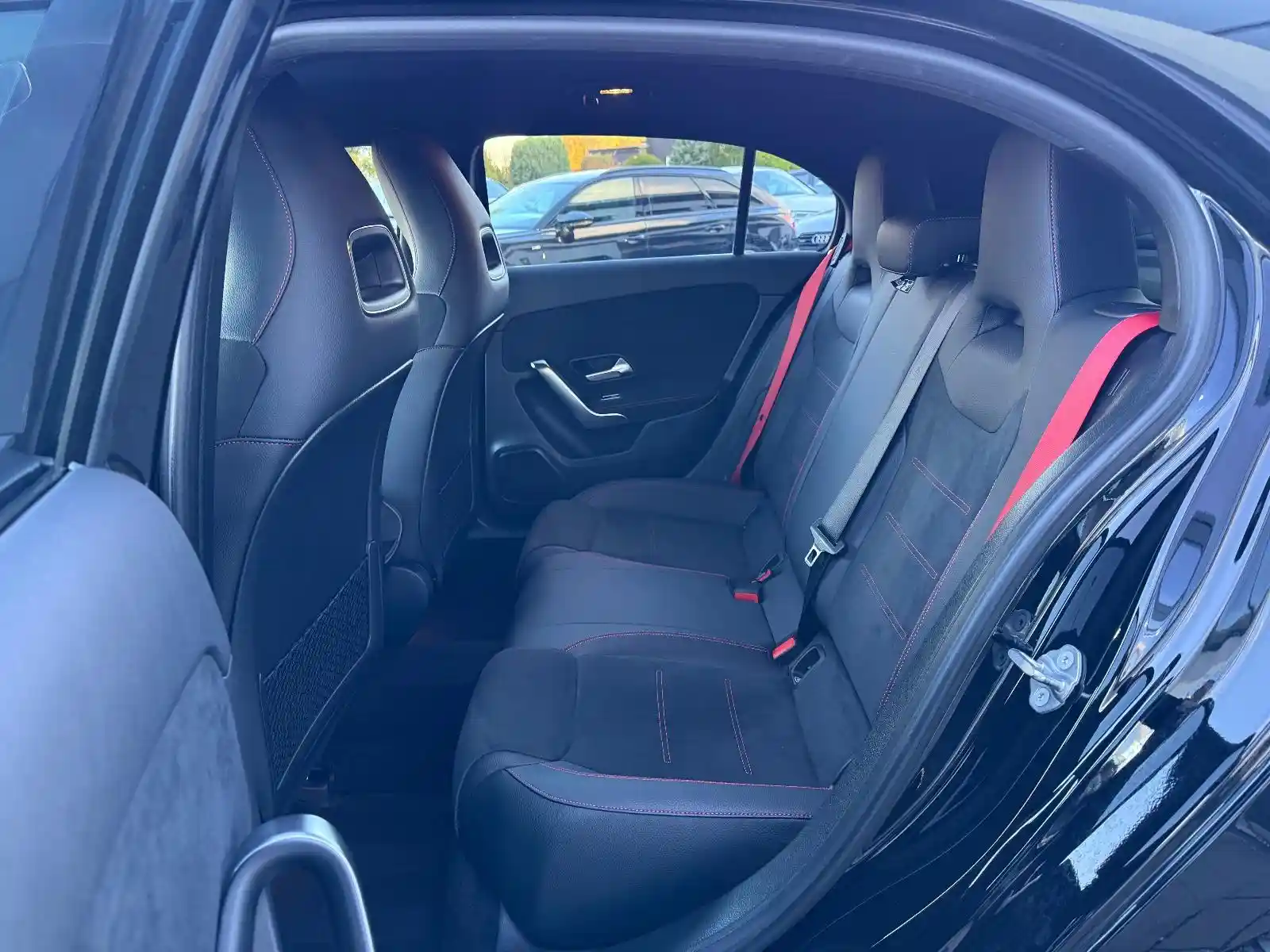 Mercedes-Benz A 35 AMG