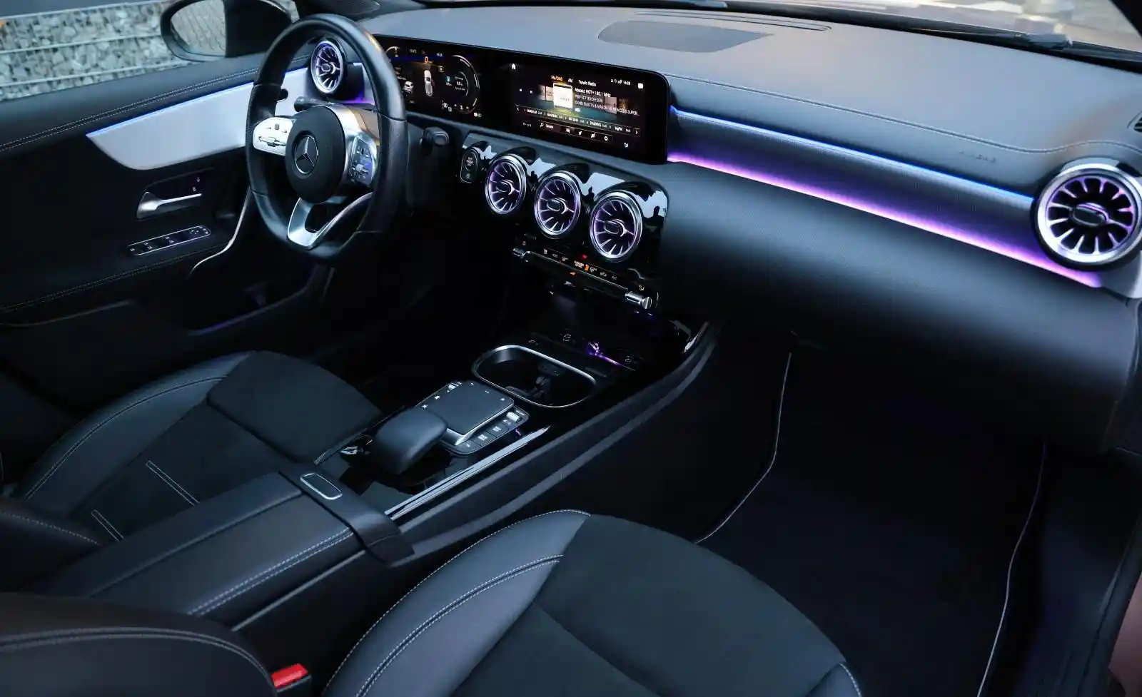 Mercedes-Benz A 220