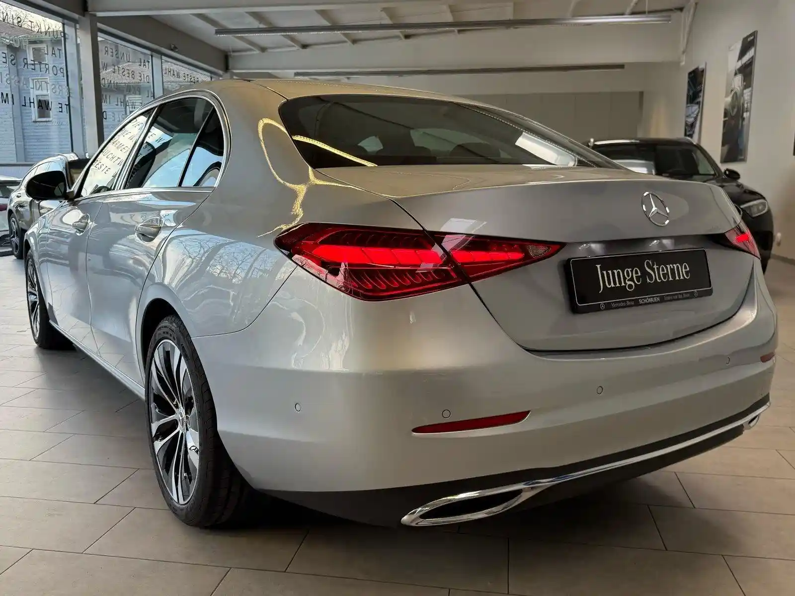 Mercedes-Benz C 180