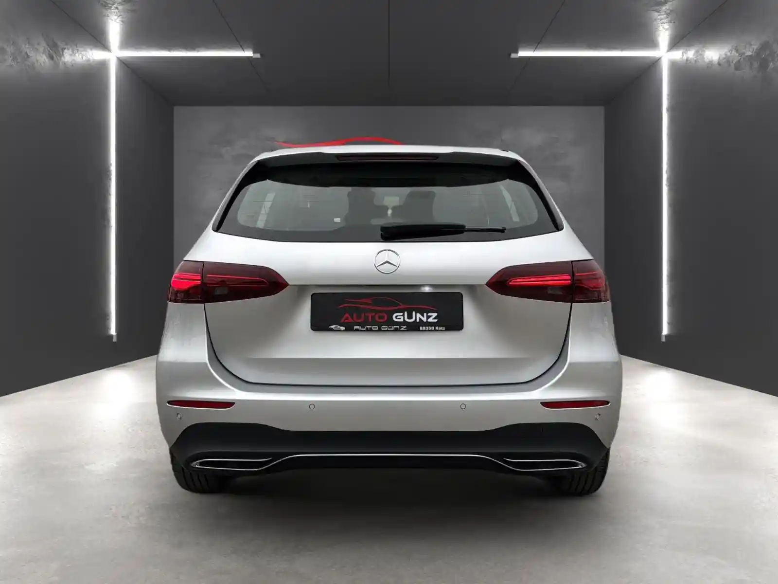 Mercedes-Benz B 200